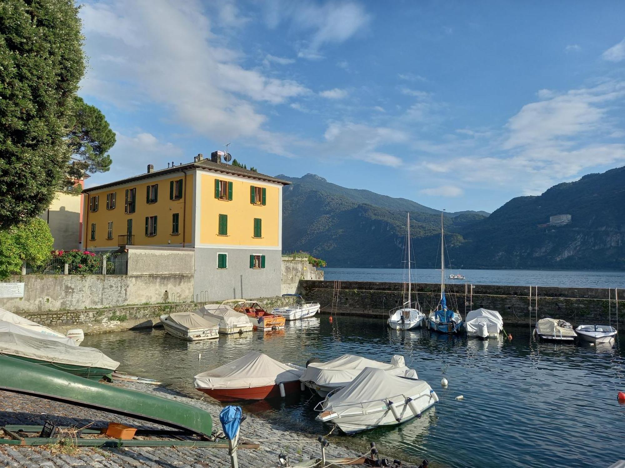 Casetta Del Molo Mandello del Lario Buitenkant foto